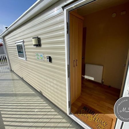 Palm Grove 132 - Pet Friendly, Wifi, Central Heating, Close To Shops And Beach - Meadow Lakes Caravan & Lodge Hire Chapel St Leonards Zewnętrze zdjęcie